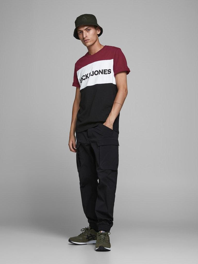 Jack & Jones Herren T-Shirt JJELOGO BLOCKING TEE SS NOOS