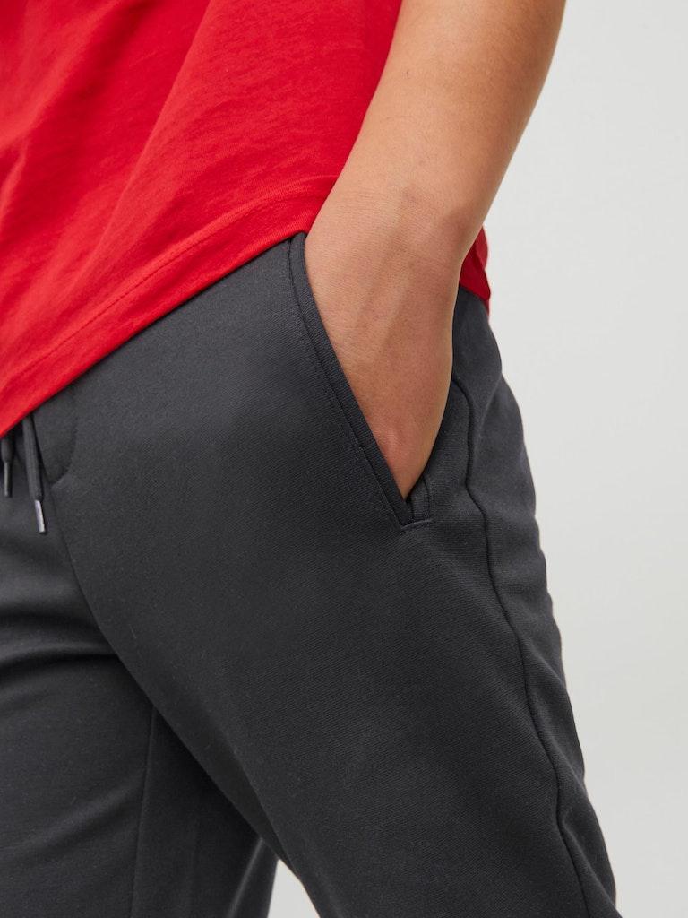 Jack & Jones Jungen Hose JPSTVEGA JJTRASH BLACK LN JNR